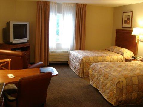 Candlewood Town Center By Ihg Hotel