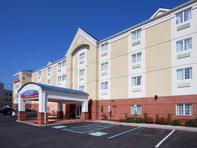 Candlewood Virginia Town Center By Ihg Virginia Beach