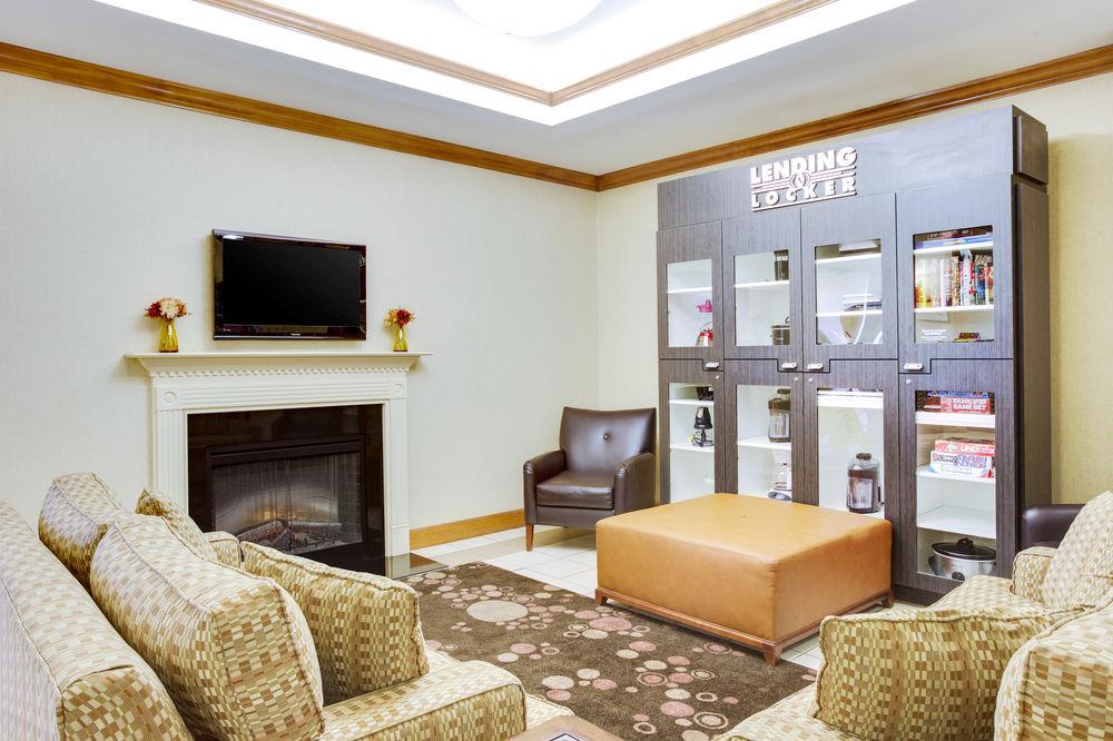 Candlewood Virginia Town Center By Ihg Hotel Virginia Beach
