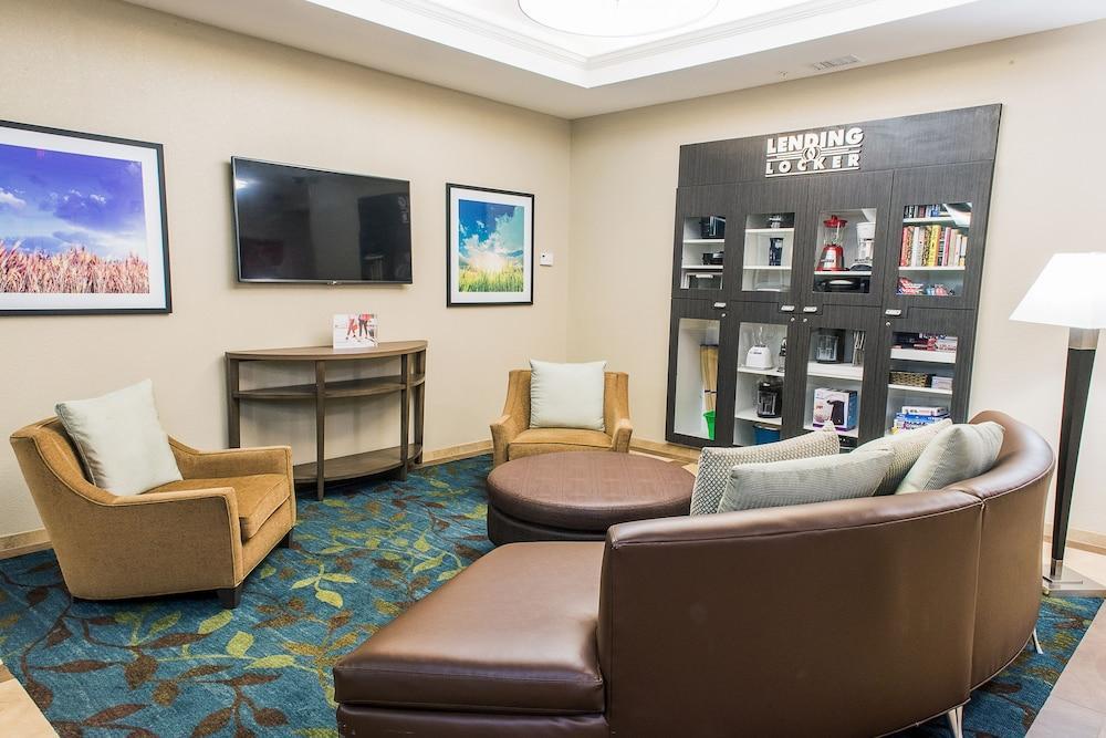 Candlewood Virginia Town Center By Ihg Hotel Virginia Beach